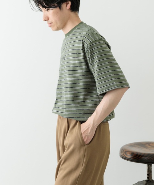 ITEMS URBANRESEARCH（アイテムズ アーバンリサーチ）の「ビンテージライク ボーダーTシャツ（Tシャツ/カットソー・メンズ・カーキ/ベージュ/ホワイト・MEDIUM/LARGE）」の3枚目の写真