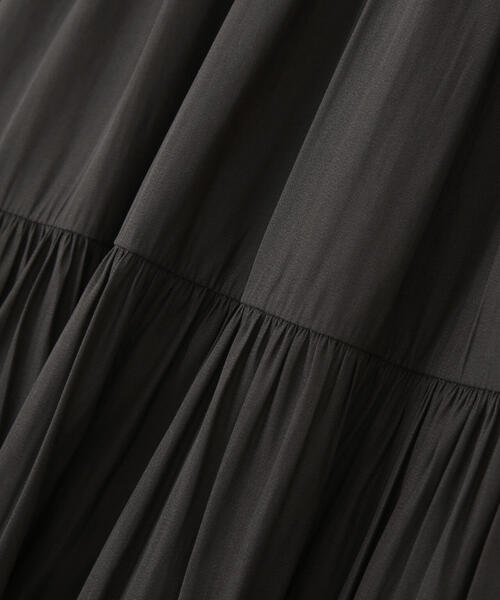 PROPORTION BODY DRESSING(プロポーションボディドレッシング)の「ギャザーティアードスカート / 1215120508(スカート・レディース・ホワイト/ダークグレー/ブラウン・SMALL/MEDIUM)」の9枚目の写真