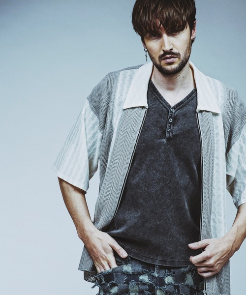 NO ID.（ノーアイディ）の「【NO ID.】Fraise Henry V-Neck T-Shirt / フライス ヘンリー Vネック Tシャツ（Tシャツ/カットソー・メンズ・グレー/ブラック/ホワイト・1/2）」の9枚目の写真