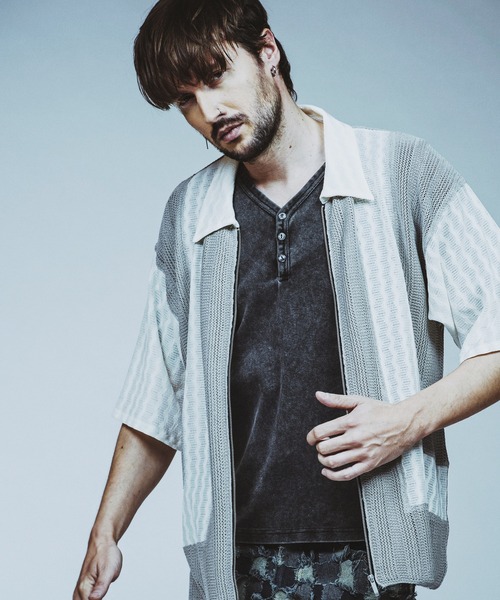 NO ID.（ノーアイディ）の「【NO ID.】Fraise Henry V-Neck T-Shirt / フライス ヘンリー Vネック Tシャツ（Tシャツ/カットソー・メンズ・グレー/ブラック/ホワイト・1/2）」の10枚目の写真