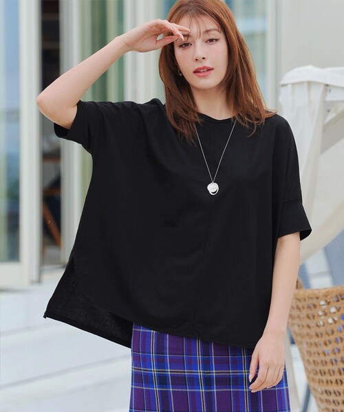 Tiaclasse（ティアクラッセ）の「【接触冷感】イージーカットソードルマントップス（Tシャツ/カットソー・レディース・ブラウン/ブルー/ブラック・M/L）」の21枚目の写真