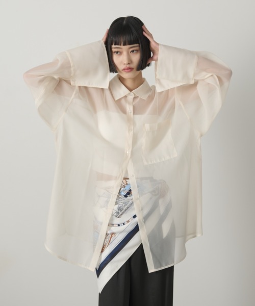 AIC.（エーアイシー）の「シアービッグカフスオーバーシャツ（シャツ/ブラウス・レディース・イエロー/グレイッシュブルー/アイボリー/ブラック・FREE）」の5枚目の写真