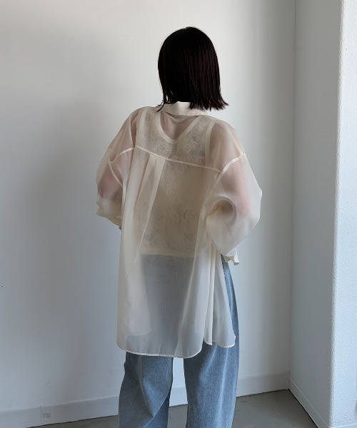 AIC.(エーアイシー)の「シアービッグカフスオーバーシャツ(シャツ/ブラウス・レディース・イエロー/グレイッシュブルー/アイボリー/ブラック・FREE)」の7枚目の写真