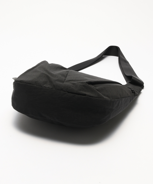 SEALSON(シールソン)の「SEALSON / シールソン M1 ECOYA CROSSBODY BAG(ショルダーバッグ・メンズ・ブラック・FREE)」の4枚目の写真