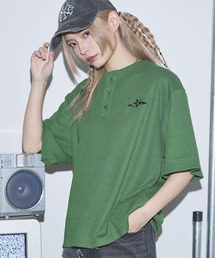 MSG（エムエスジー）の「ドライワッフル刺繍ロゴヘンリーネックハーフスリーブTシャツ サーマル【UNISEX】（Tシャツ/カットソー）」