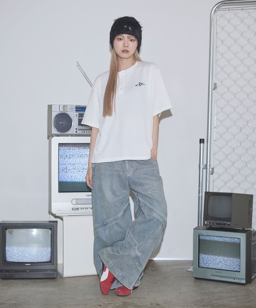 MSG（エムエスジー）の「ドライワッフル刺繍ロゴヘンリーネックハーフスリーブTシャツ サーマル【UNISEX】（Tシャツ/カットソー・メンズ・アイボリー/ブラック/ワイン/ホワイト/グリーン/チャコール/カモフラージュ・S/M/L/XL）」の15枚目の写真