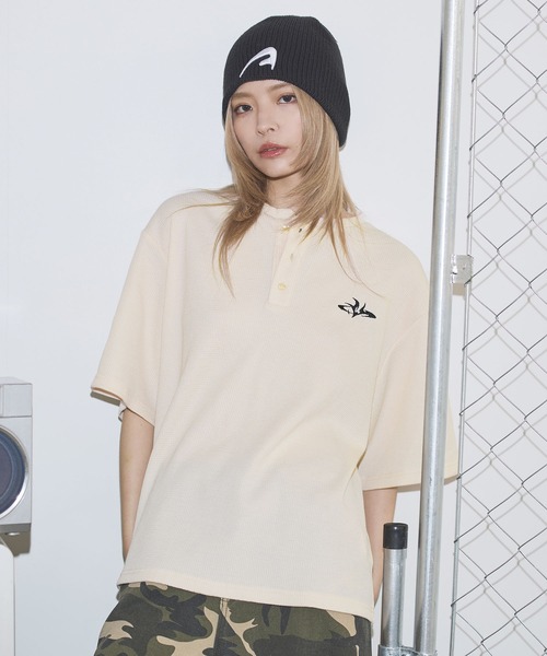 MSG（エムエスジー）の「ドライワッフル刺繍ロゴヘンリーネックハーフスリーブTシャツ サーマル【UNISEX】（Tシャツ/カットソー・メンズ・アイボリー/ブラック/ワイン/ホワイト/グリーン/チャコール/カモフラージュ・S/M/L/XL）」の20枚目の写真