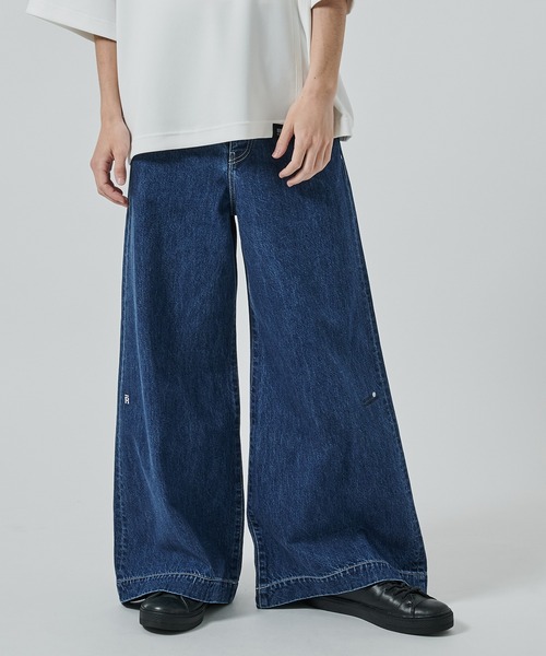 SHAREEF（シャリーフ）の「【SHAREEF】BAGGY DENIM（デニムパンツ・メンズ・ブラック/インディゴブルー・1/2）」の2枚目の写真