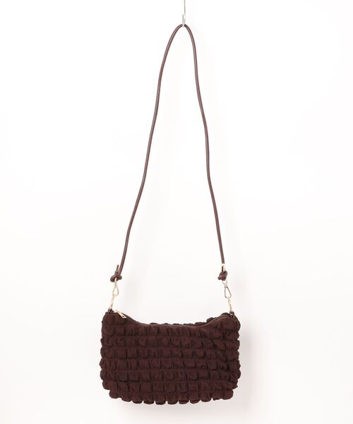 GORGE(ゴージ)の「《ふわもこ質感》レディース バブルショルダー バッグ ショルダーバッグ 2WAY 春夏秋冬(ショルダーバッグ・レディース・アイボリー/ブラック/ブラウン・F)」の4枚目の写真