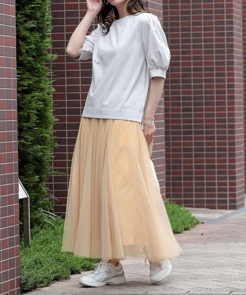 n'OrLABEL(ノアールレーベル)の「【接触冷感】タックパフスリーブカットソー(Tシャツ/カットソー・レディース・ブラック/イエロー/ライトグレー/ブルー・1/2)」の8枚目の写真