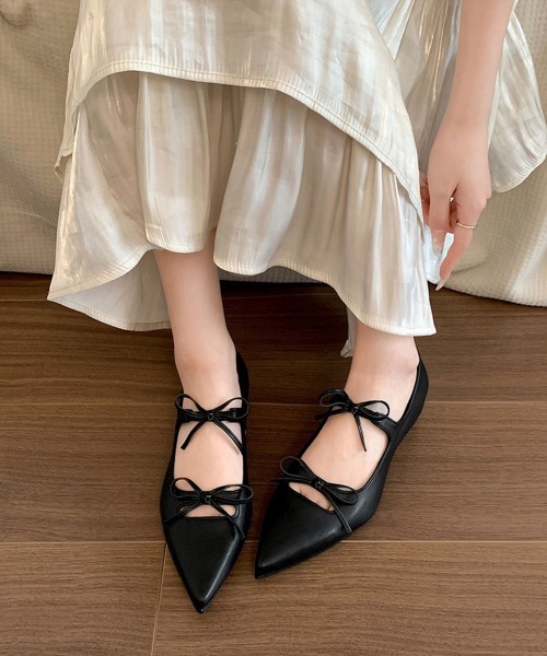 Miniministore（ミニミニストア）の「ダブルリボンパンプス美脚ポインテッドトゥ（パンプス・レディース・ブラック/シルバー/アイボリー・24.5cm/24.0cm/23.5cm/23.0cm/22.5cm）」の5枚目の写真