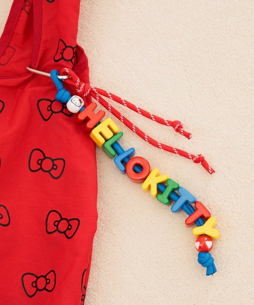 LOWRYS FARM Me% HELLO KITTYロゴチャーム　キティ Me%【HELLO KITTY】ロゴチャーム | [公式]ローリーズファーム