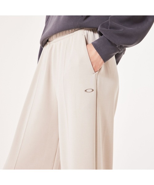 OAKLEY(オークリー)の「オークリー RADIANT PEACH FLEECE WIDE PT 8.0 / ワイドパンツ / デイリー / トレーニング・スポーツ/ レディース / OAKLEY(その他パンツ・レディース・グレー/オフホワイト・L/M/S/XS)」の13枚目の写真