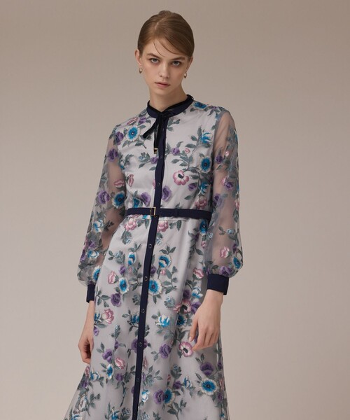 【新品未使用】グレースコンチネンタルマルチ刺繍フレアワンピース マルチ刺繍フレアワンピース（ワンピース）｜GRACE CONTINENTAL