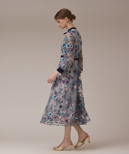 【新品未使用】グレースコンチネンタルマルチ刺繍フレアワンピース マルチ刺繍フレアワンピース（ワンピース）｜GRACE CONTINENTAL