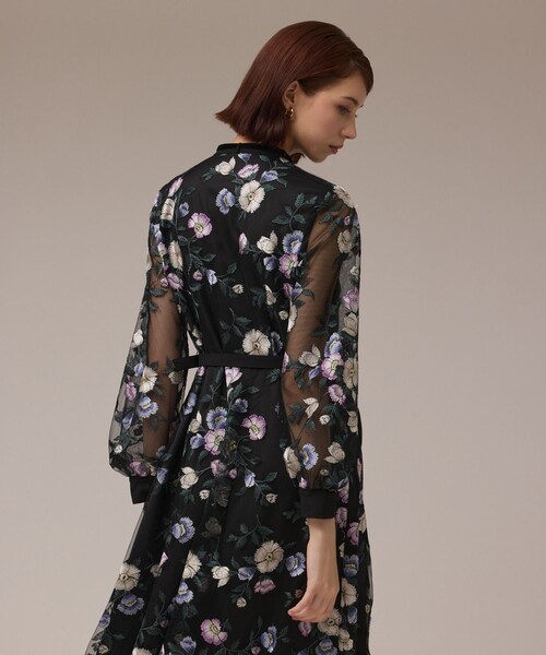 GRACE CONTINENTAL(グレースコンチネンタル)の「マルチ刺繍フレアワンピース(ワンピース・レディース・ブラック/グレー・38/36)」の14枚目の写真