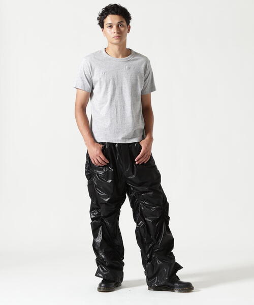 ROYAL FLASH（ロイヤルフラッシュ）の「A.F ARTEFACT/エーエフ・アーティファクト/Coating Random Gather Wide Pant（その他パンツ・メンズ・ブラック・2/3）」の2枚目の写真
