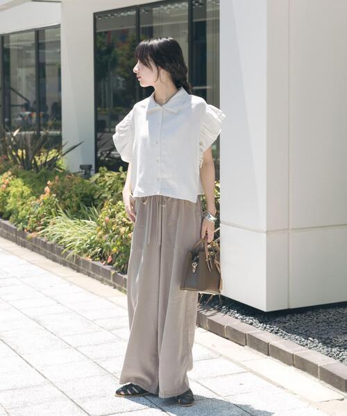 ITEMS URBANRESEARCH(アイテムズ アーバンリサーチ)の「フリルリネンショートブラウス(シャツ/ブラウス・レディース・ブラック/ストライプ/ホワイト・FREE)」の14枚目の写真