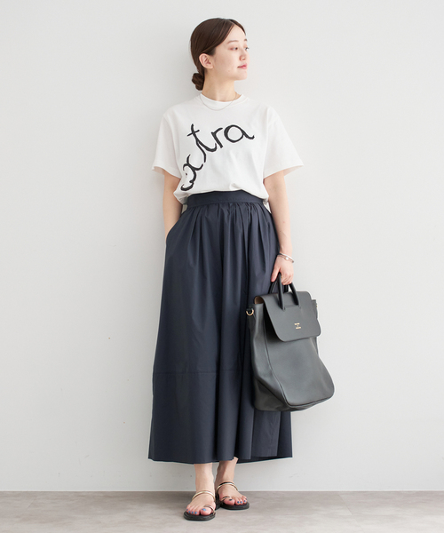 IENA(イエナ)の「タフタトリミングスカート(スカート・レディース・ブラウン/ネイビー/ボルドー・34/36/38)」の6枚目の写真