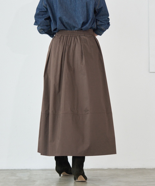 IENA(イエナ)の「タフタトリミングスカート(スカート・レディース・ブラウン/ネイビー/ボルドー・34/36/38)」の18枚目の写真