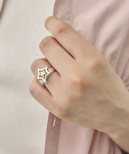 GOLDY(ゴールディ)の「【GOLDY】ヴィンテージ レイヤード スター リング 5250503(リング・レディース・ゴールド/シルバー/シルバー系1・FREE)」の2枚目の写真