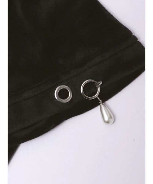 EMODA(エモダ)の「アイレットパールベロアTシャツ(Tシャツ/カットソー・レディース・グレー/その他/ブラック・FREE)」の12枚目の写真