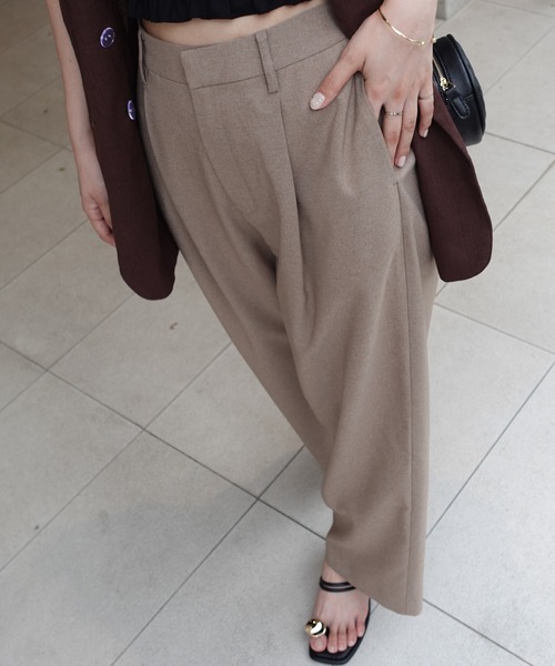 CORNERS（コーナーズ）の「ツイル バックゴム ストレート パンツ（スラックス・レディース・グレー/ブラック/グレイッシュベージュ・マルチサイズ）」の4枚目の写真