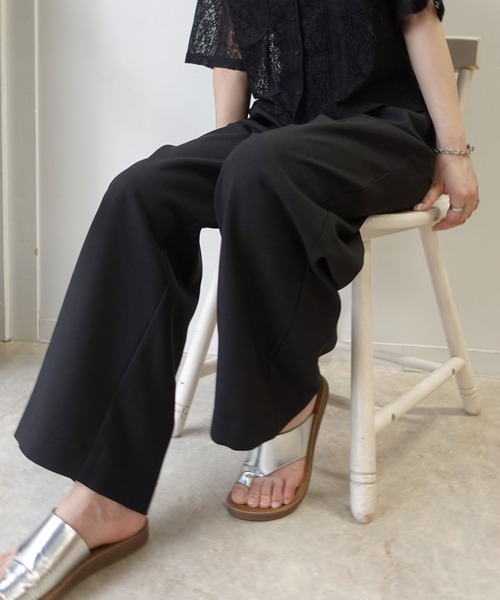 CORNERS（コーナーズ）の「ツイル バックゴム ストレート パンツ（スラックス・レディース・グレー/ブラック/グレイッシュベージュ・マルチサイズ）」の17枚目の写真