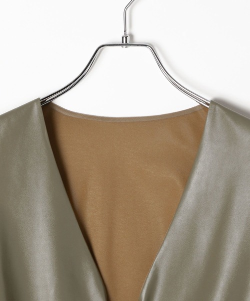 LEPSIM(レプシィム)の「リバーシブルチュールフェイクレザーベスト 575770(その他アウター・レディース・ブラウン/カーキ/ブラック・FREE)」の13枚目の写真