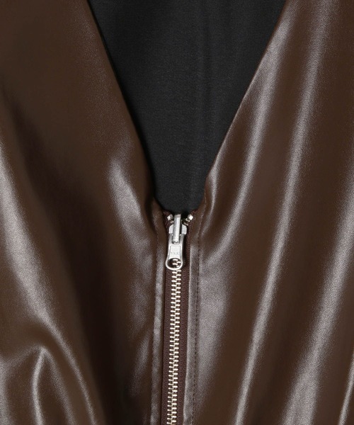 LEPSIM(レプシィム)の「リバーシブルチュールフェイクレザーベスト 575770(その他アウター・レディース・ブラウン/カーキ/ブラック・FREE)」の20枚目の写真