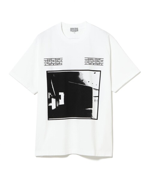 C.E（シーイー）の「C.E / SPEC TGT 1 T（Tシャツ/カットソー・メンズ・ホワイト・LARGE/MEDIUM/X-LARGE/XX-LARGE）」の2枚目の写真