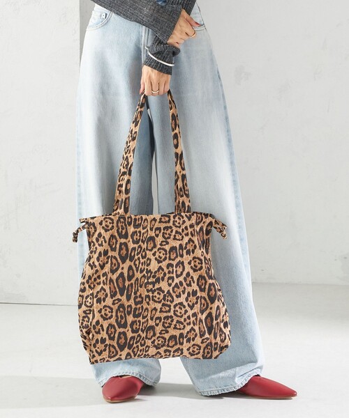 SHIPS（シップス）の「2WAY ドローストリング トート バッグ（トートバッグ・レディース・レッド/ブラウン/シルバー/ネイビー・ONE SIZE）」の9枚目の写真