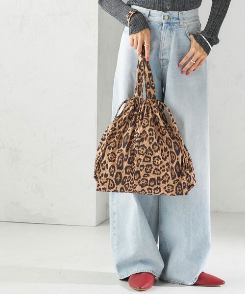 SHIPS（シップス）の「2WAY ドローストリング トート バッグ（トートバッグ・レディース・レッド/ブラウン/シルバー/ネイビー・ONE SIZE）」の12枚目の写真