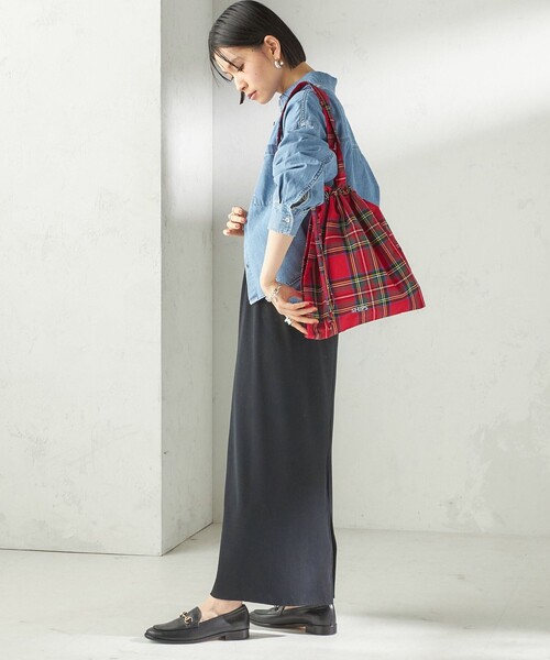 SHIPS（シップス）の「2WAY ドローストリング トート バッグ（トートバッグ・レディース・レッド/ブラウン/シルバー/ネイビー・ONE SIZE）」の18枚目の写真