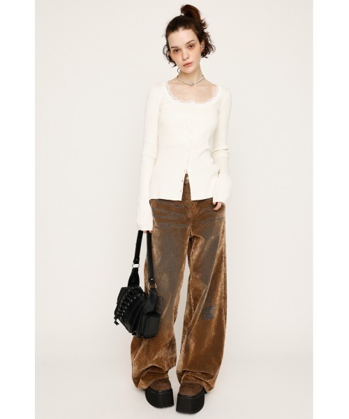 SLY（スライ）の「LACE DOCKING FRONT BUTTON TOPS レース ドッキング フロントボタン トップス 秋服 冬服（ニット/セーター・レディース・アイボリー/ブラック/杢グレー・FREE）」の4枚目の写真