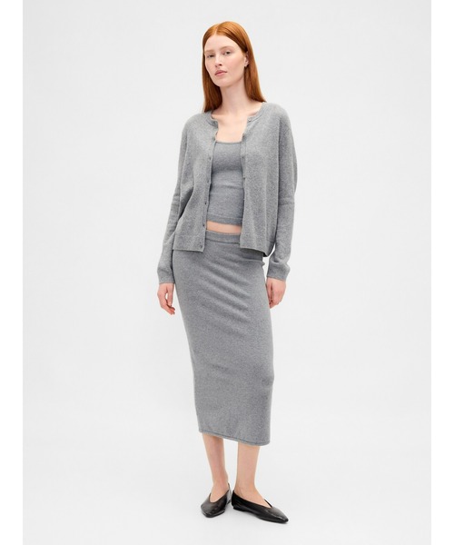 GAP(ギャップ)の「CashSoft カシミヤタッチ ストレッチ クロップド タンクトップ(ニット/セーター・レディース・ブラック/アイボリー/ブルー/グレー・S/M/L/XL/XS/XXS)」の20枚目の写真