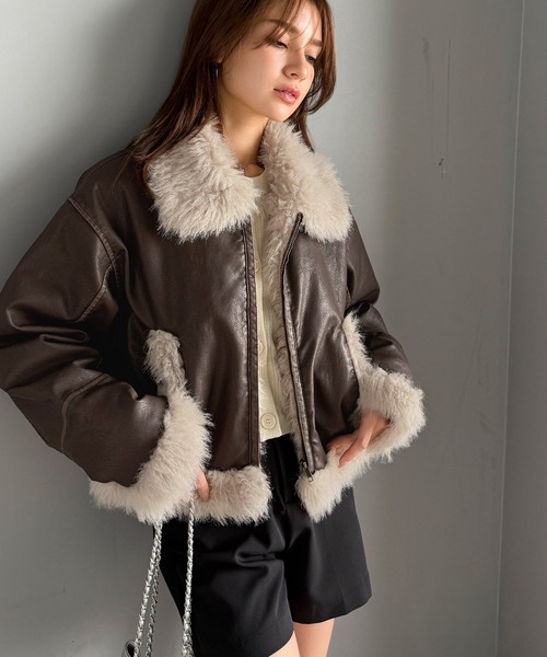 mily bilet(ミウィビレット)の「【mily bilet】“令和版甘辛MIX”が即完成。ヴィンテージライク ダメージフェイクレザーファー付きブルゾン(ブルゾン・レディース・ブラウン/ブラック・LARGE/MEDIUM/X-LARGE/SMALL)」の17枚目の写真