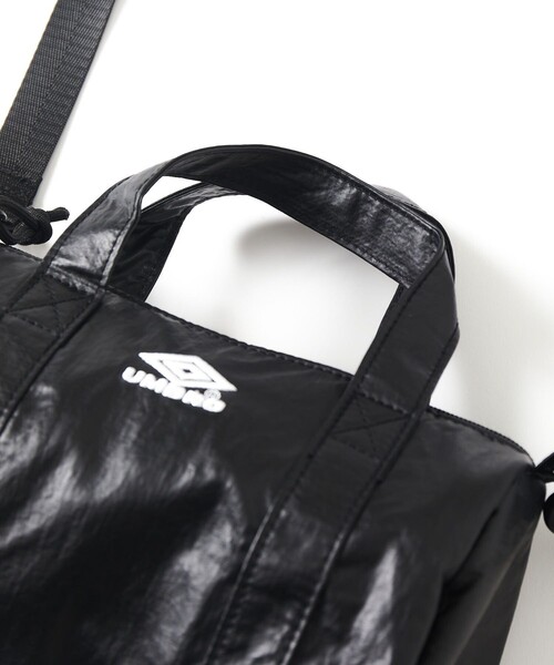 UMBRO(アンブロ)の「UMBRO/アンブロ 【新色追加】SP Coating Nylon Mini Boston Bag/別注 コーティングナイロン ミニボストンバッグ(ショルダーバッグ・メンズ・チャコールグレー/バーガンディー/ブラック/ホワイト/ベージュ・ONE SIZE)」の10枚目の写真