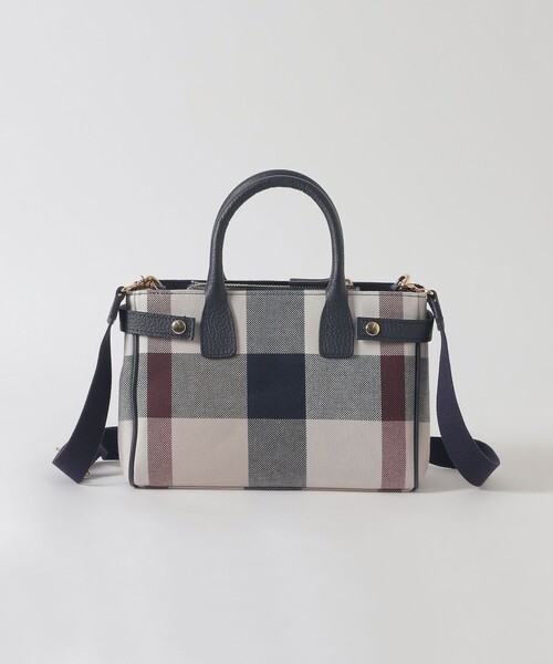 BLUE LABEL CRESTBRIDGE（ブルーレーベルクレストブリッジ）の「クレストブリッジチェックキャンバスハトメミドルトート（トートバッグ・レディース・ベージュ系その他/ダークネイビー・FREE）」の12枚目の写真