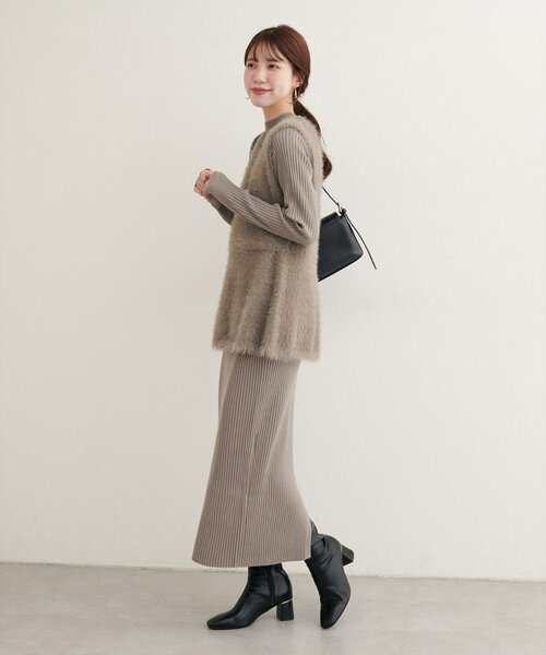natural couture（ナチュラルクチュール）の「フェザーペプラムベスト+リブタイトワンピースSET（ワンピース・レディース・ベージュ/モカ/チャコールグレー/アイボリー・MEDIUM/LARGE）」の18枚目の写真