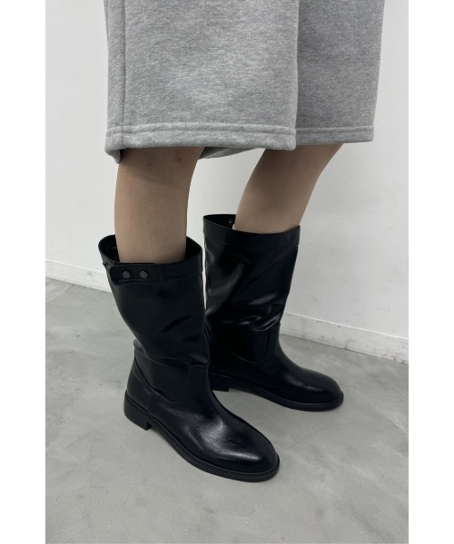 un/neu（アンノイ）の「サイドスナップミドルブーツ / select item（ブーツ・レディース・ブラック・SMALL/LARGE/MEDIUM）」の12枚目の写真