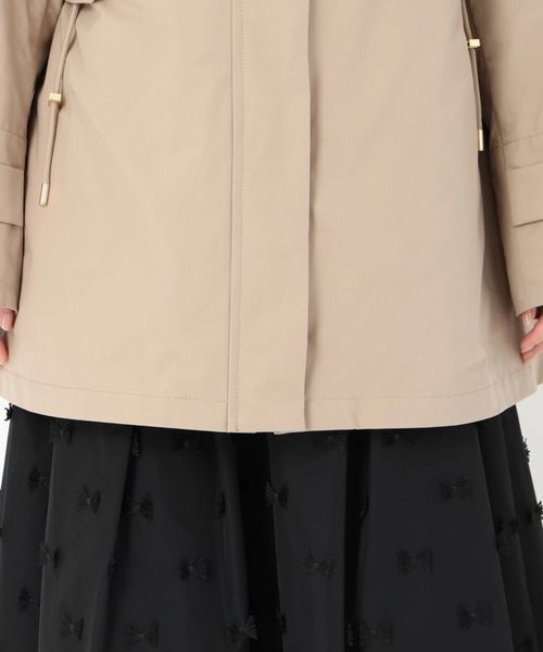 STRAWBERRY-FIELDS(ストロベリーフィールズ)の「マルチタフタ_マルチウェイマウンテンパーカー(マウンテンパーカー・レディース・ベージュ/ブラック/オフホワイト・2)」の11枚目の写真