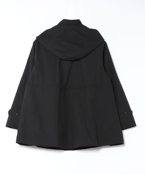 STRAWBERRY-FIELDS(ストロベリーフィールズ)の「マルチタフタ_マルチウェイマウンテンパーカー(マウンテンパーカー・レディース・ベージュ/ブラック/オフホワイト・2)」の19枚目の写真