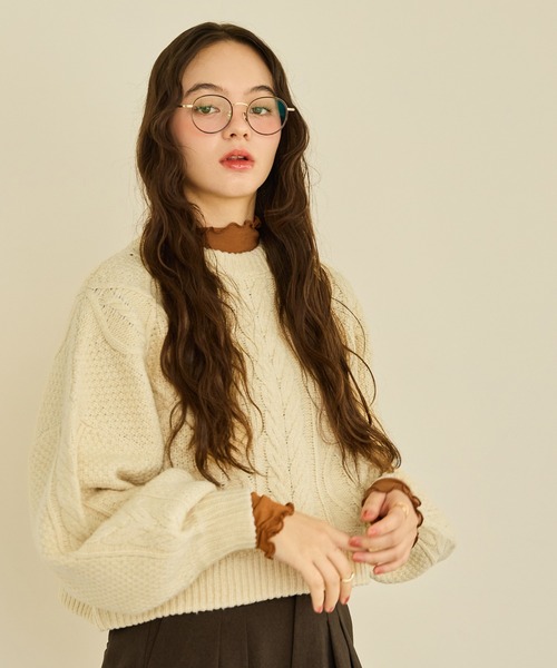 OLUN（オルン）の「short cable knit/ショートケーブルニット（ニット/セーター・レディース・アイボリー/グリーン/ベージュ/グレー・FREE）」の9枚目の写真
