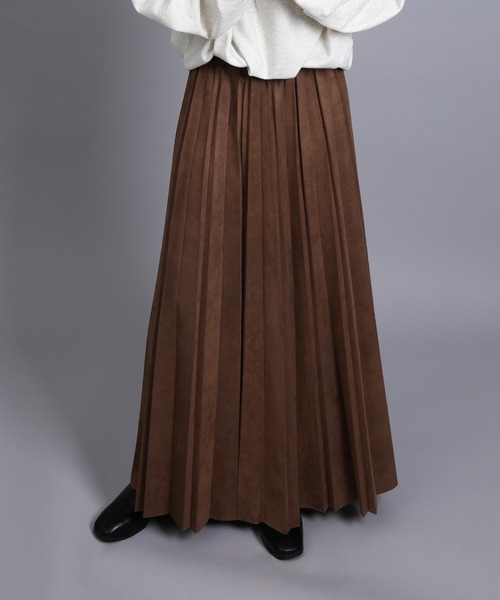 aimoha(アイモハ)の「カットスエードプリーツスカート(スカート・レディース・ブラウン/グレー/アイボリー/ブラック・FREE)」の2枚目の写真