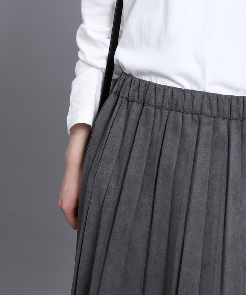 aimoha(アイモハ)の「カットスエードプリーツスカート(スカート・レディース・ブラウン/グレー/アイボリー/ブラック・FREE)」の5枚目の写真