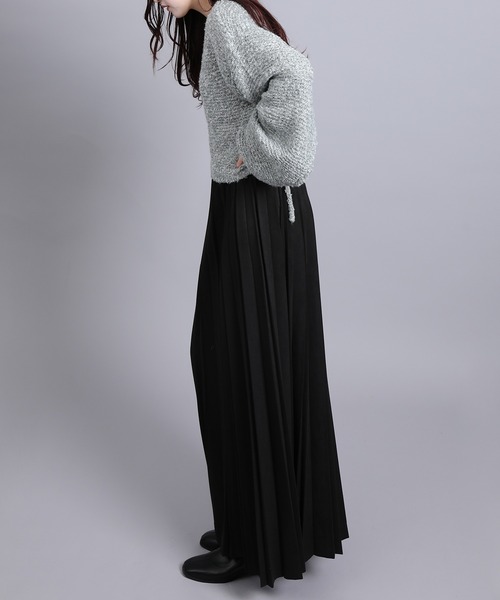 aimoha(アイモハ)の「カットスエードプリーツスカート(スカート・レディース・ブラウン/グレー/アイボリー/ブラック・FREE)」の17枚目の写真