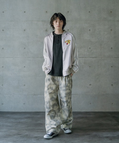 RATTLE TRAP(ラトルトラップ)の「リバーシブルスカジャン(ブルゾン・メンズ・ブラック/オフホワイト・M/L)」の3枚目の写真