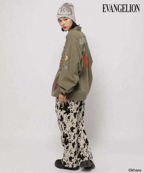 niko and...（ニコアンド）の「【EVANGELION(エヴァンゲリオン)】コラボミリタリーシャツジャケット（ミリタリージャケット・メンズ・ブラック/カーキ・MEDIUM/LARGE）」の15枚目の写真