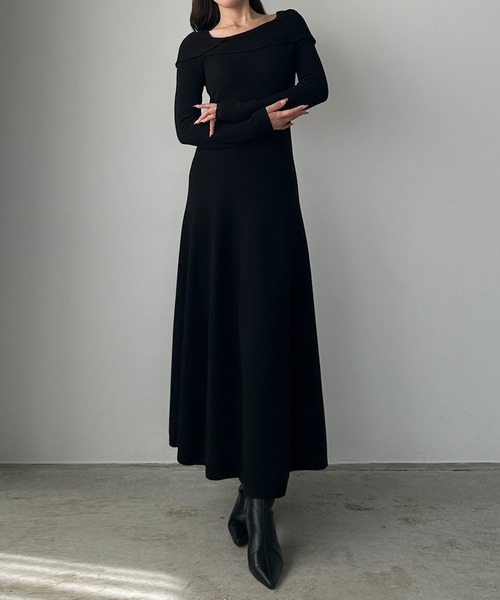 t Louere アシメオフショル風ニットフレアワンピ チャコール MT t Louere アシメオフショル風ニットフレアワンピ チャコール MT Louere